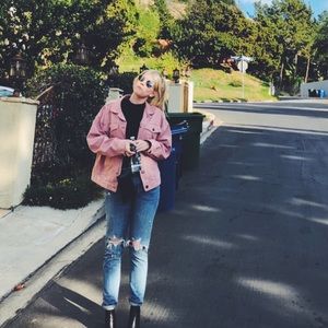 Meet your Posher, Jessica